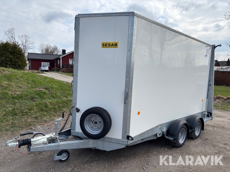 Personbilssläp Ifor Williams Bv126