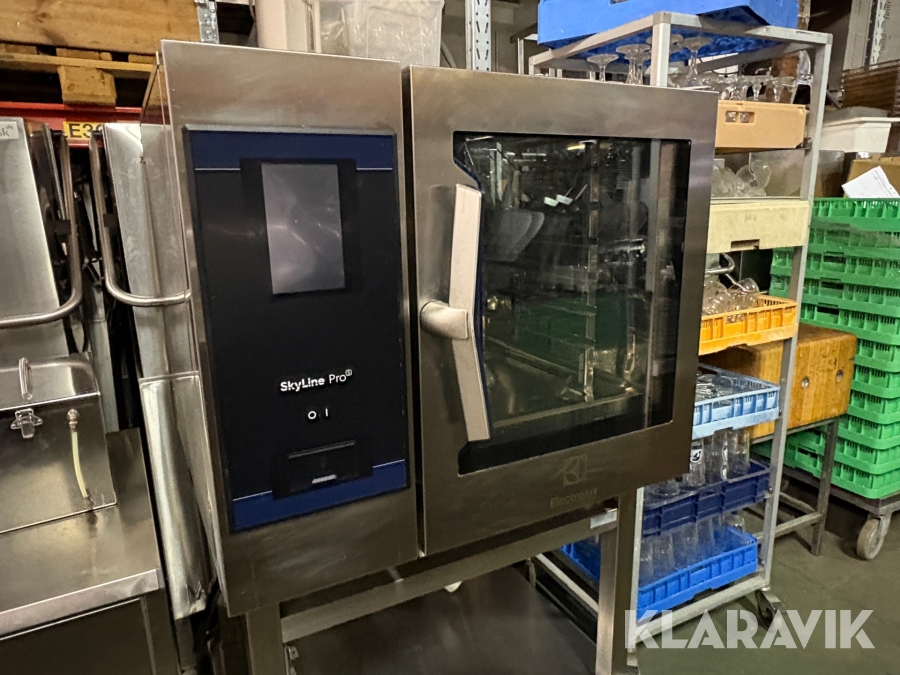 Kombiugn med stativ Electrolux Skyline Pro