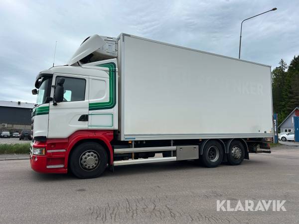 Kylbil Scania R 490 med bakgavellyft