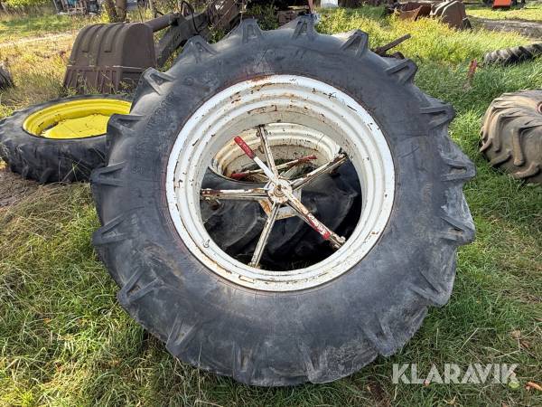 Däck Semperit 18.4/15-34