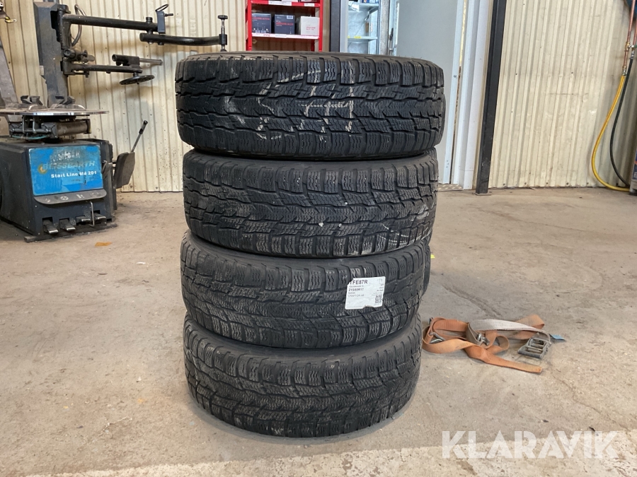 Däck Nokian Hakkapeliitta CR3 215/60R17C 4st