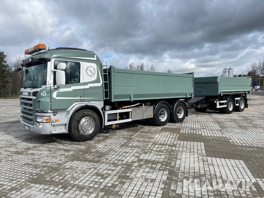 Tippbil med släp Scania P420