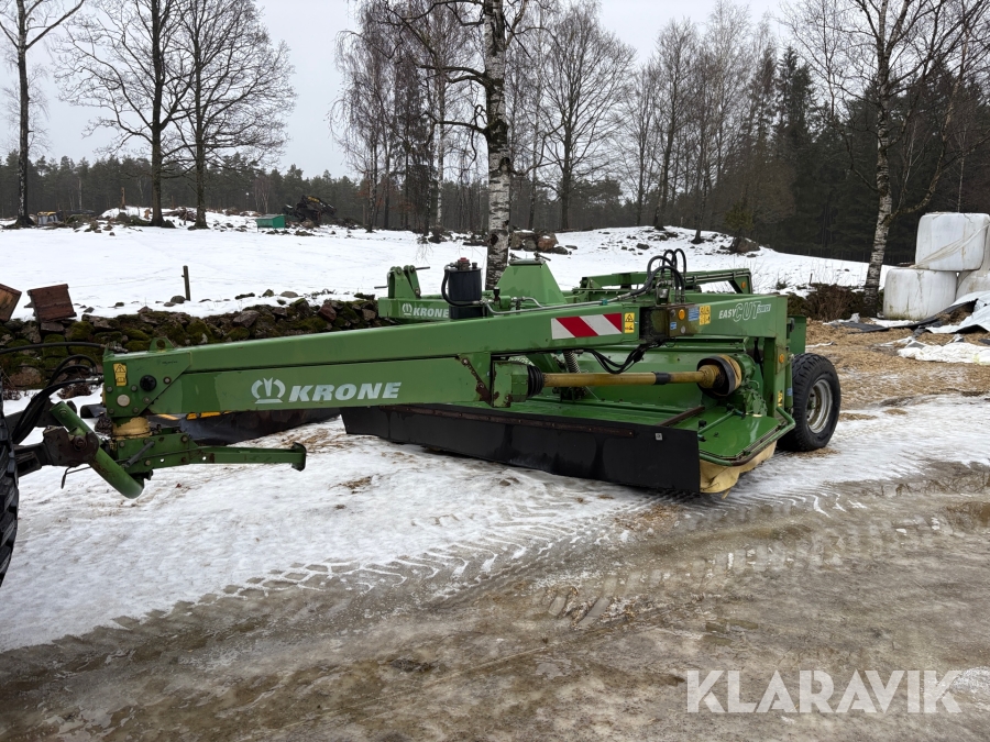 Slåtterkross Krone EasyCut 3200 CV med matarmatta