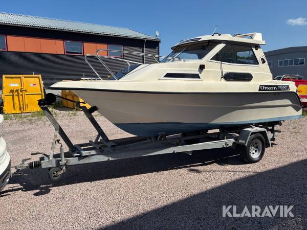 Motorbåt Uttern 5750 C med mercury 75hk och trailer