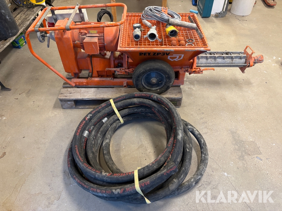 Betongpump P.F.T. ZP3V med slang