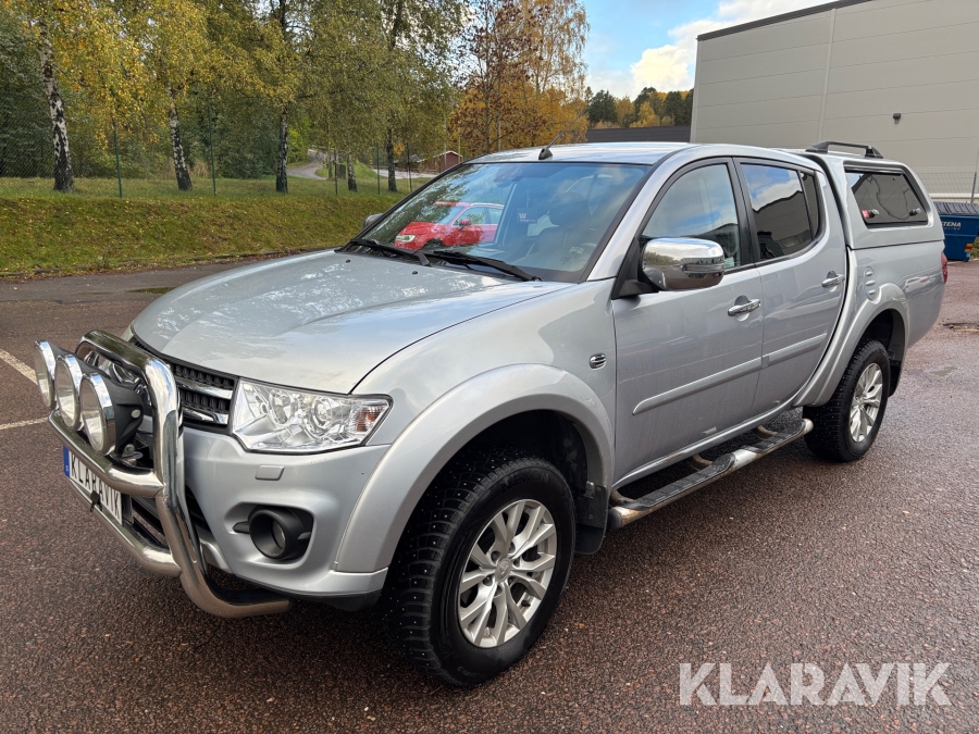 Pickup Mitsubishi L200 Dubbelhytt 2.5 4x4 Automat 178hk