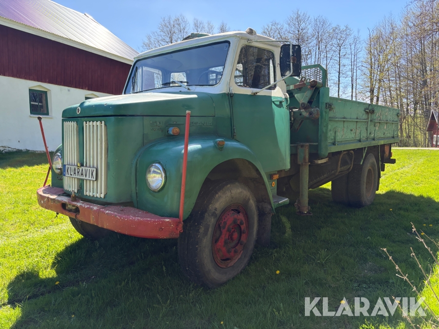 Veteranlastbil Scania L50 med kran & flak