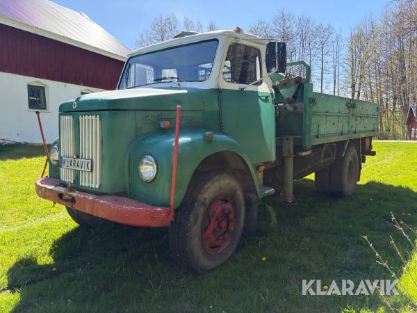 Veteranlastbil Scania L50 med kran & flak
