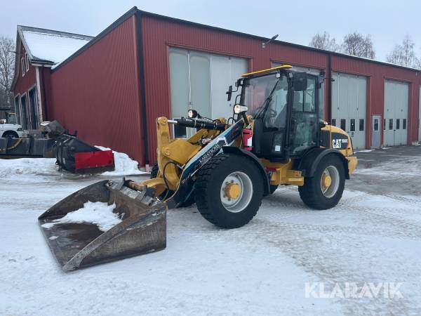 Hjullastare CAT 906H2 med redskap