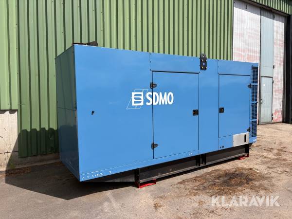 Generator SDMO V 440
