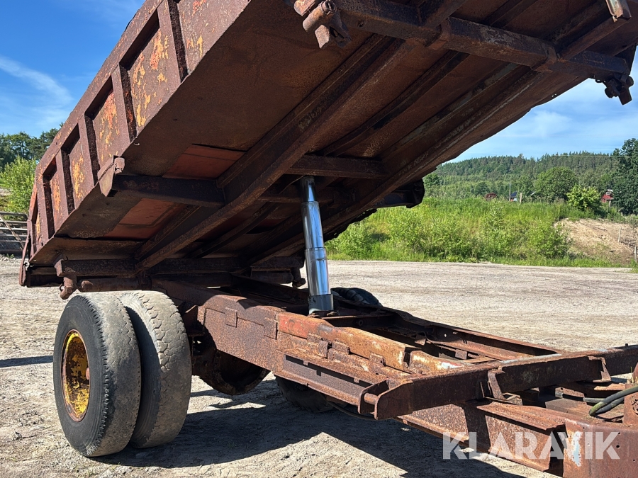 Dumpervagn med tippfunktion