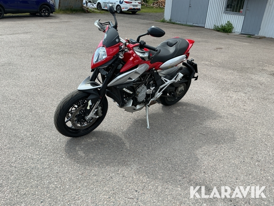 MV Agusta Stradale 800