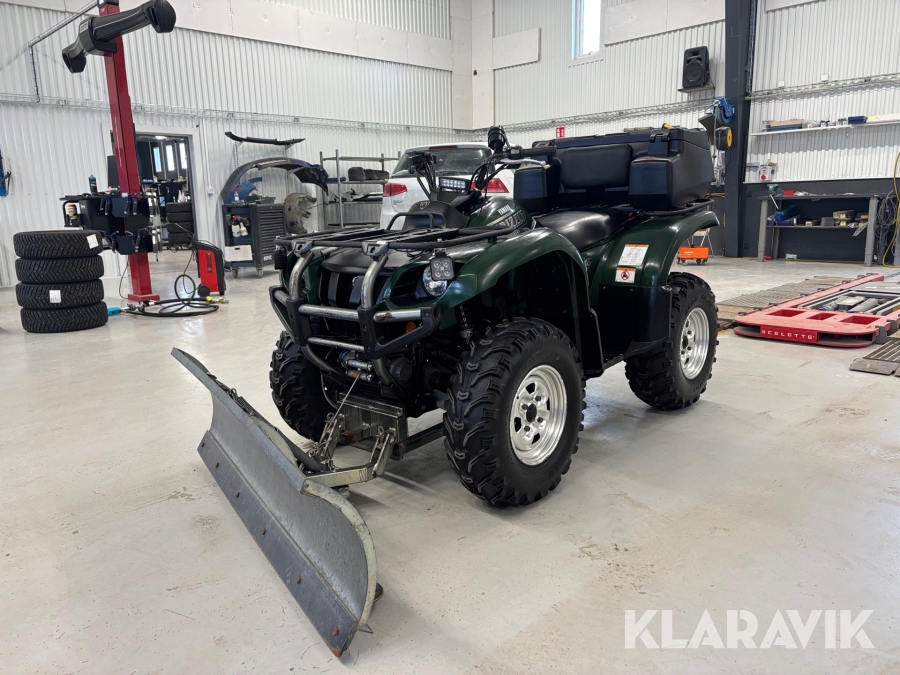 Fyrhjuling Yamaha Grizzly 660 ultramatic med plogblad