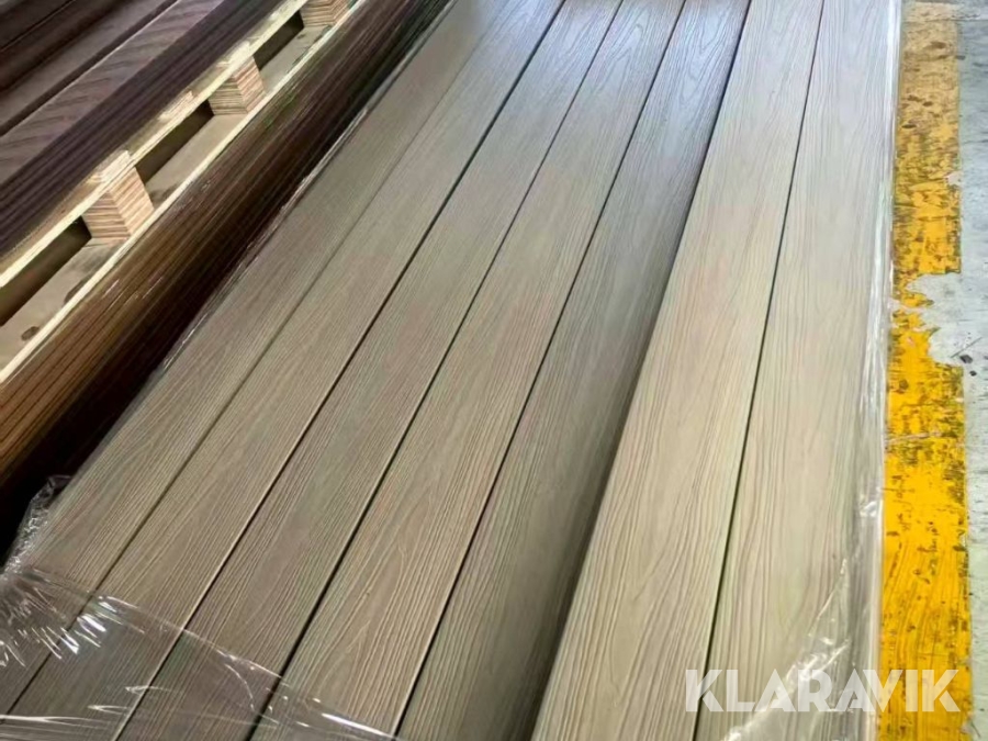 Komposittrall ca 125kvm