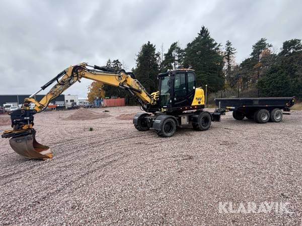 Grävmaskin Yanmar B95W med tiltrotator kärra och skopa