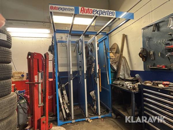 Utdragbar verktygsskåp