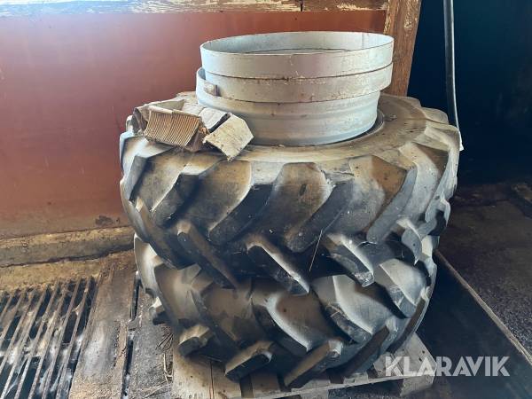 Dubbelmontage Michelin 16.9 R 28