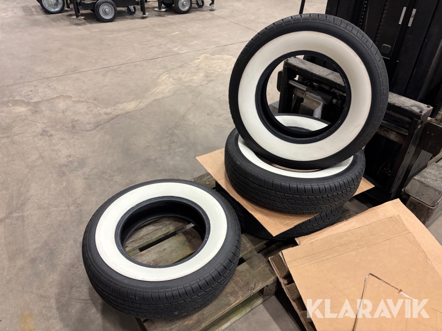 Bildäck ”whitewall” Toyo Extensa a/s P215/75R15 4 st