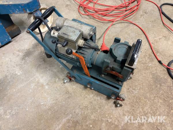 Bandtäckningsmaskin