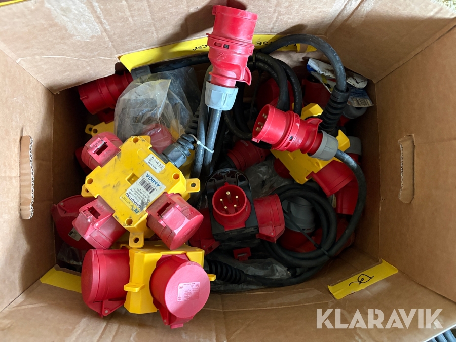 3-fas grenuttag, 16 Amp Amiga med tillbehör