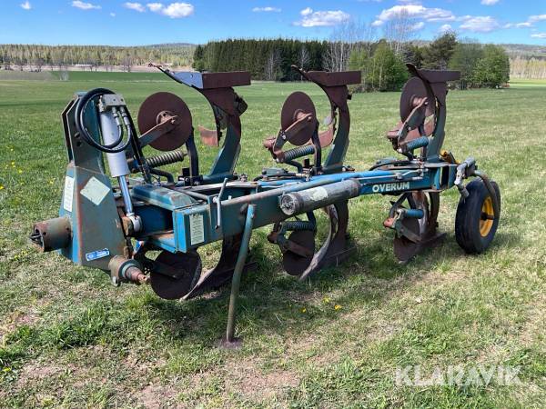 Treskärig växelplog Överum CV 398 H