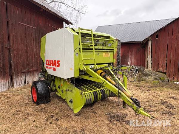 Rundbalspress Claas Rollant 46