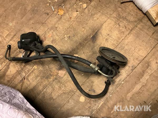 Styrservopump Volvo 240