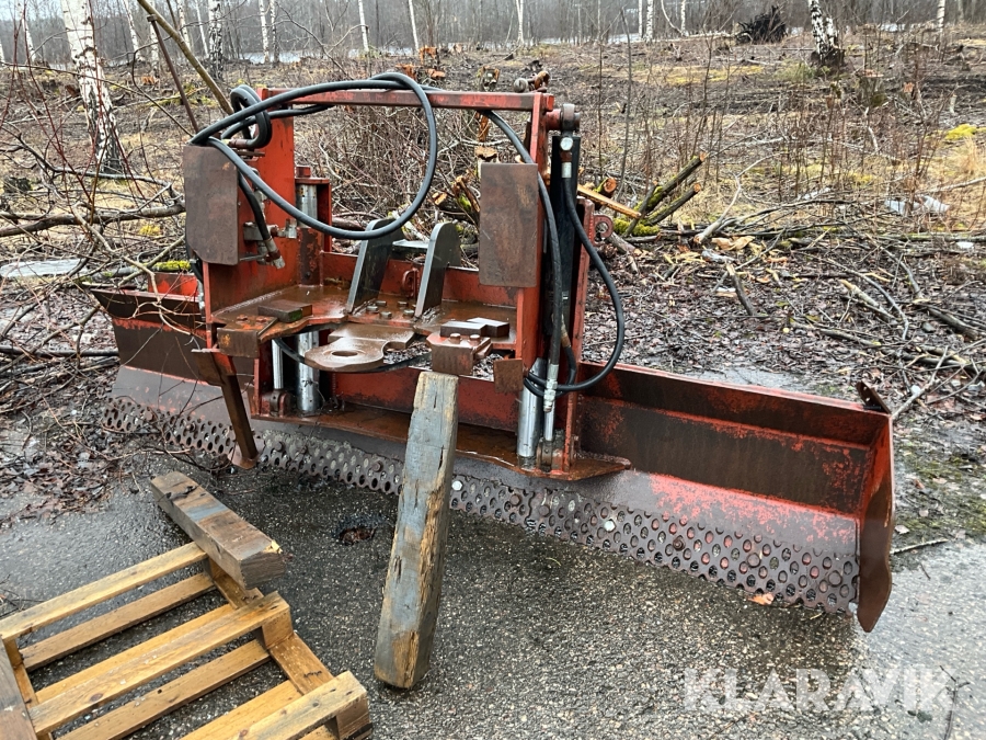 Bakbett till lastbil Tojo BB315