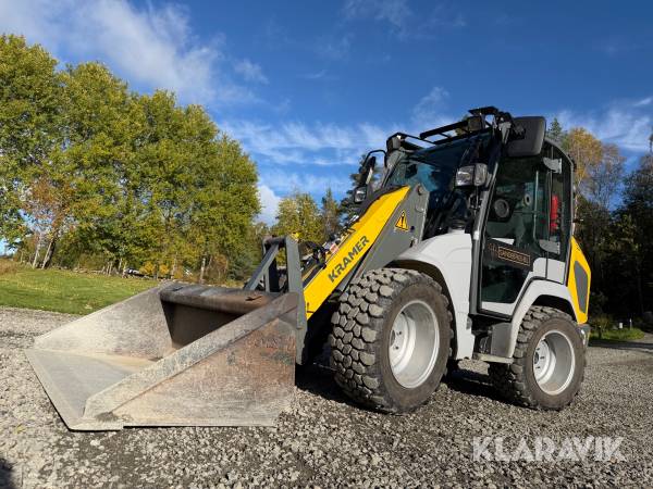 Kompaktlastare Kramer 5040 med vikplog, skopa & gafflar