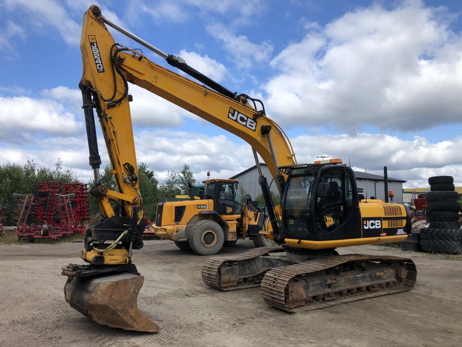 Grävmaskin JCB JS240 N LC
