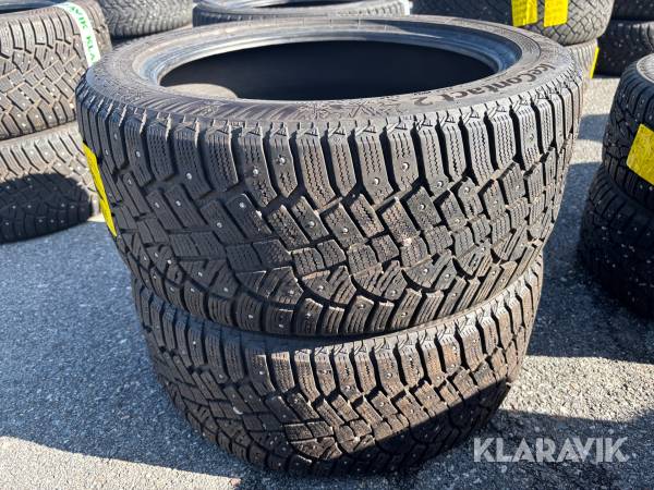 Vinterdäck Continental 235/45-17 dubb