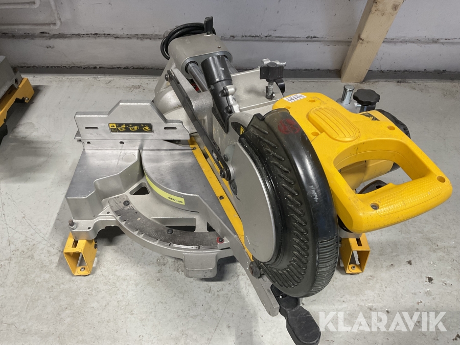 Kap och geringssåg Dewalt Dw712n