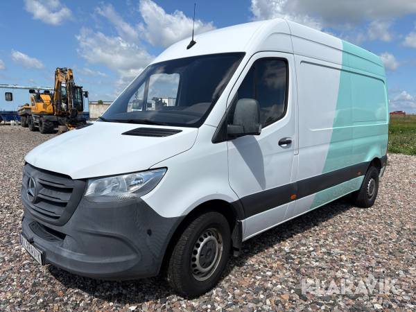 Skåpbil Mercedes-Benz Sprinter 3-T