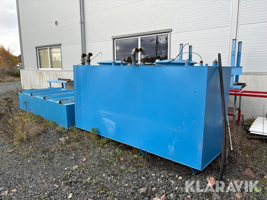 Oljetank med invallning Husqvarna 2100l
