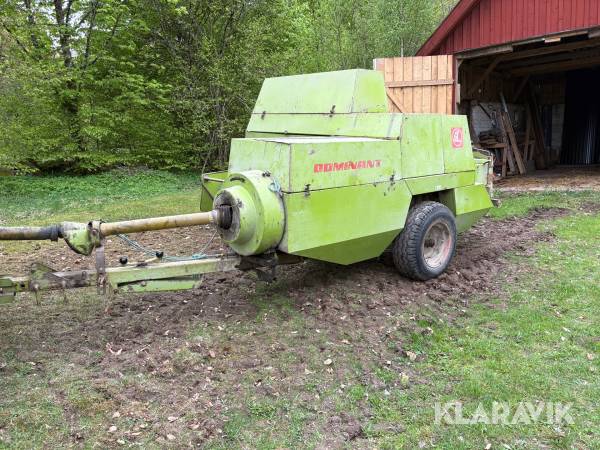 Småbalspress Claas Dominant