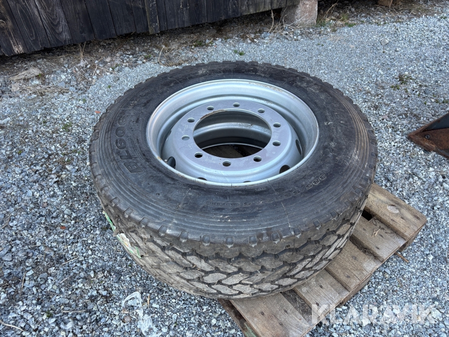 Däck på fälg Barkley BL606 385/55R22.5