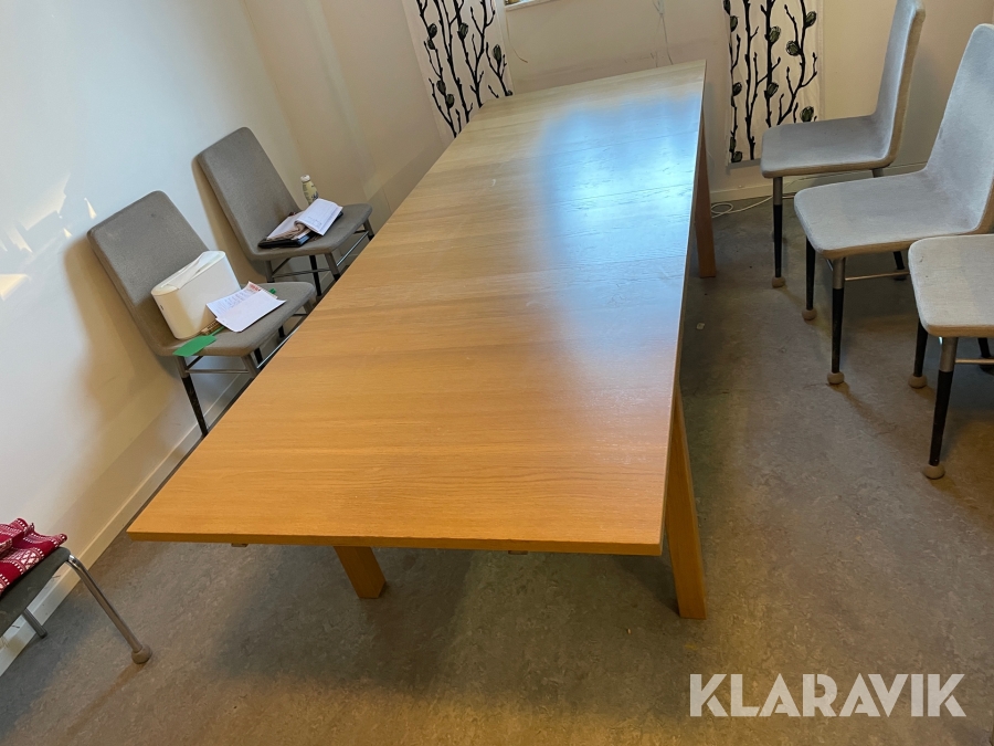 Köksbord Ikea Bjursta med 2 st iläggsskivor