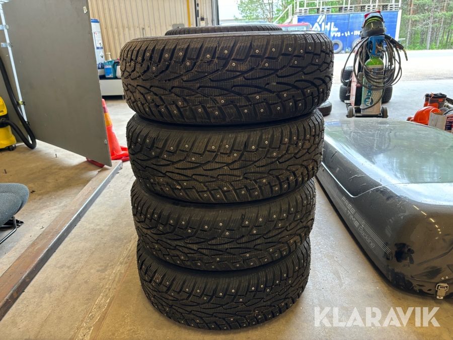 Vinterdäck på fälg Nankang 205/60R16 4st