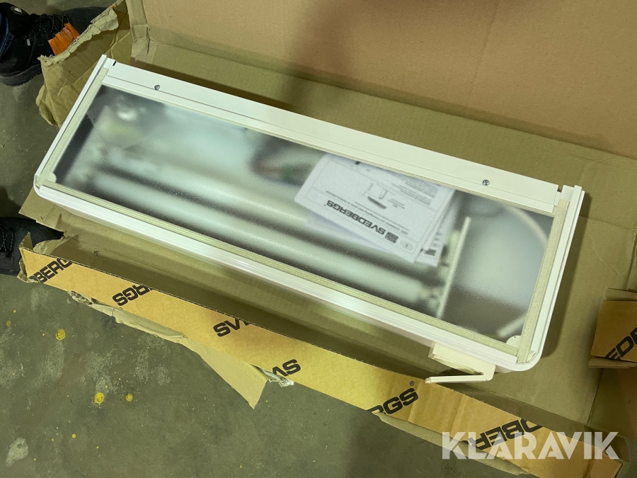 Lysrörsarmatur för badrumsskåp Svedbergs