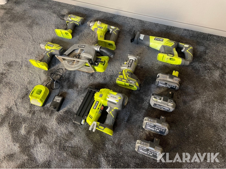Paket med handverktyg Ryobi 18V