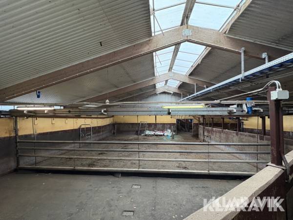 Påfösargrind DeLaval med räls