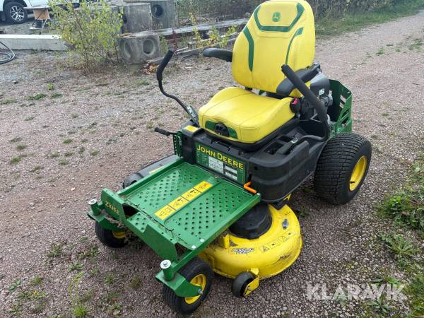 Gräsklippare John Deere Z335E