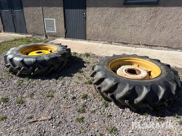 Traktorhjul vätskefyllda Pirelli 18.4 R38 2st