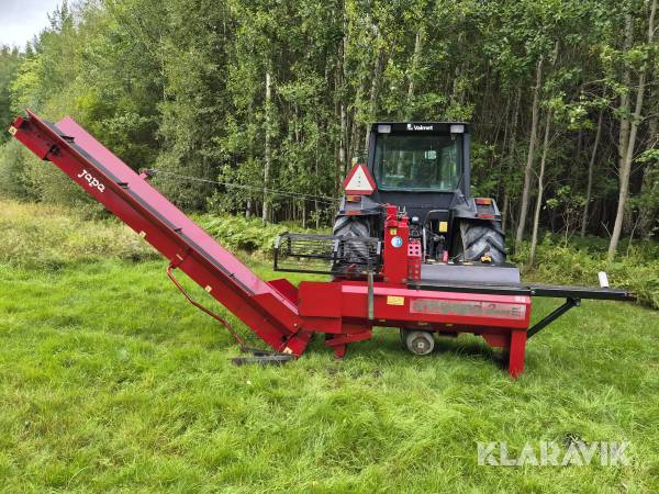 Vedmaskin med transportband Japa 2000 EL & Traktordrift
