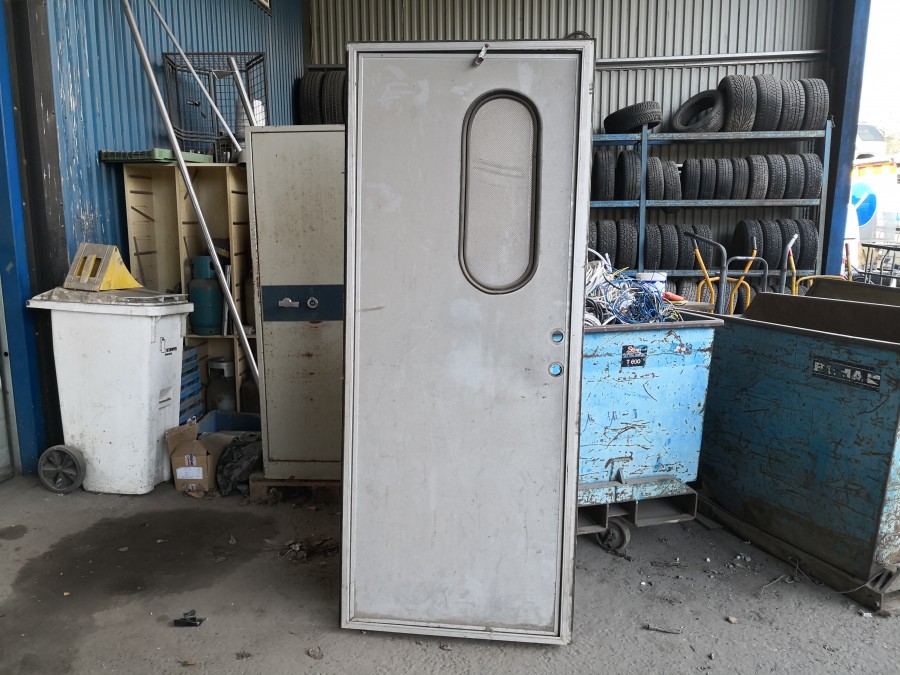 Aluminium dörr med karm