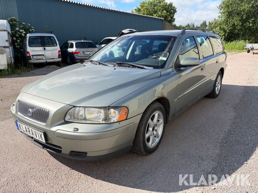 Volvo V70 II 2.4
