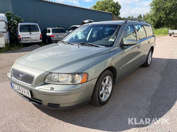 Volvo V70 II 2.4