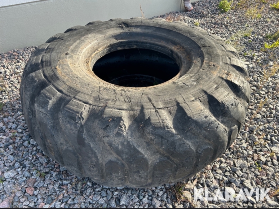 Skogsdäck 23.5-25 Good year