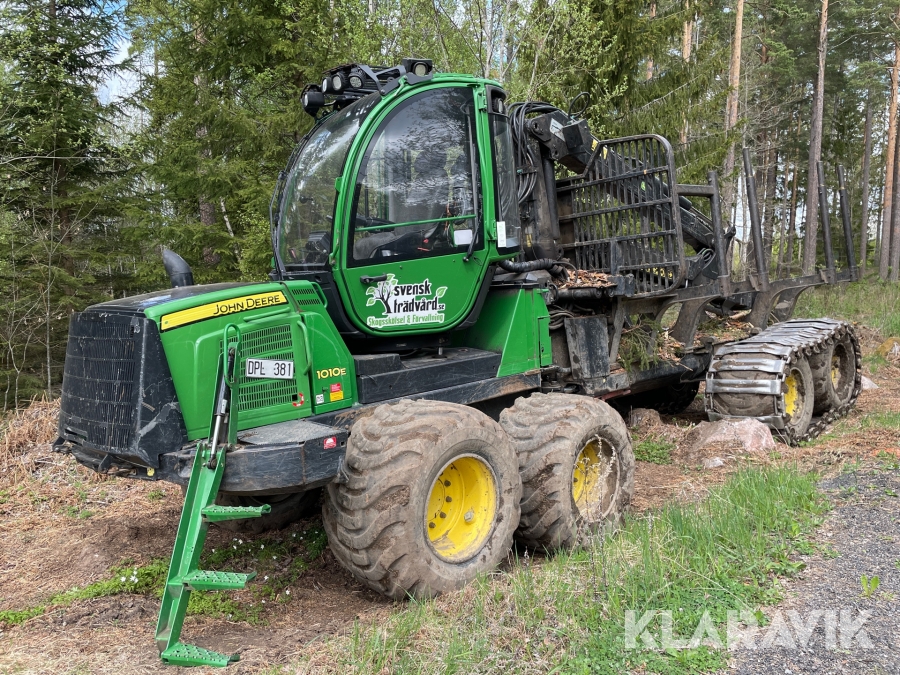 Skotare John Deere 1010E
