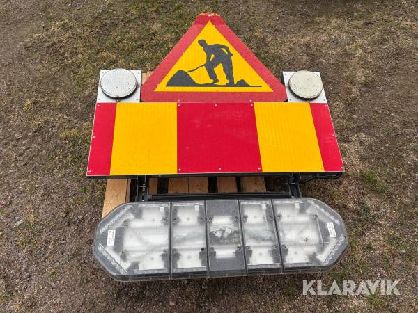 Ljusskylt takskylt med blixtramp Linak